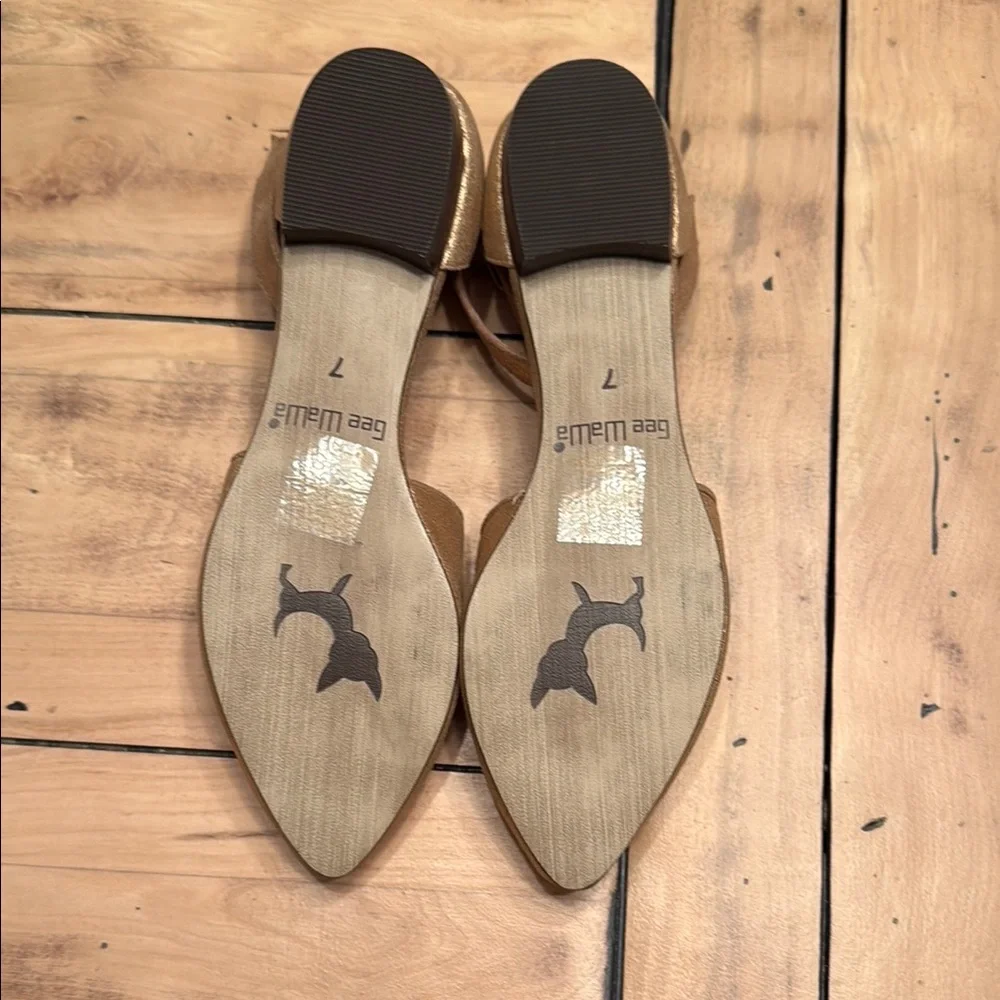 Anthropologie Gold Metallic Pointed V-Cut Ankle Strap Flats